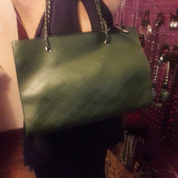 Purses - Picture 6 of 6